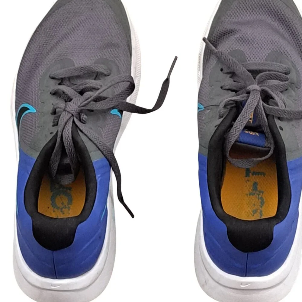Nike Star Runner Gray And Blue Boy's Sneakers Shoe Size 4Y